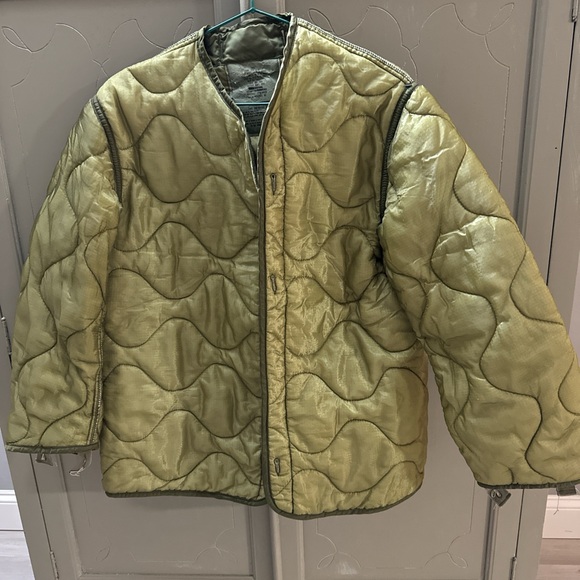 Other - Vintage military liner jacket
